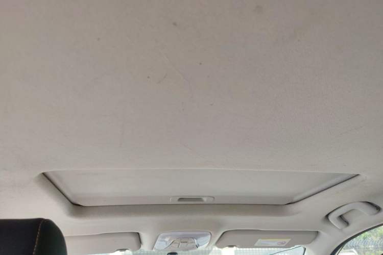 Used GAC Trumpchi GS3 2017 150N Automatic Elite Edition Headliner