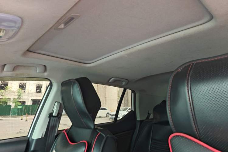 Used GAC Trumpchi GS3 2017 150N Automatic Elite Edition Headliner