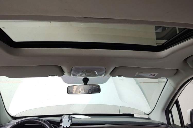 Used GAC Trumpchi GS3 2017 150N Automatic Elite Edition Headliner