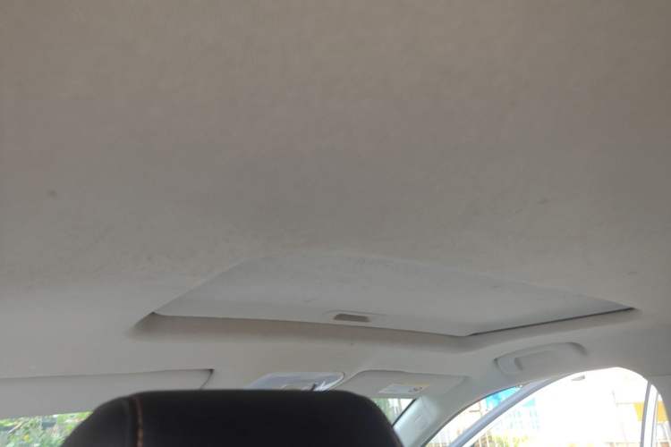 Used GAC Trumpchi GS3 2017 200T Automatic Elite Edition Headliner