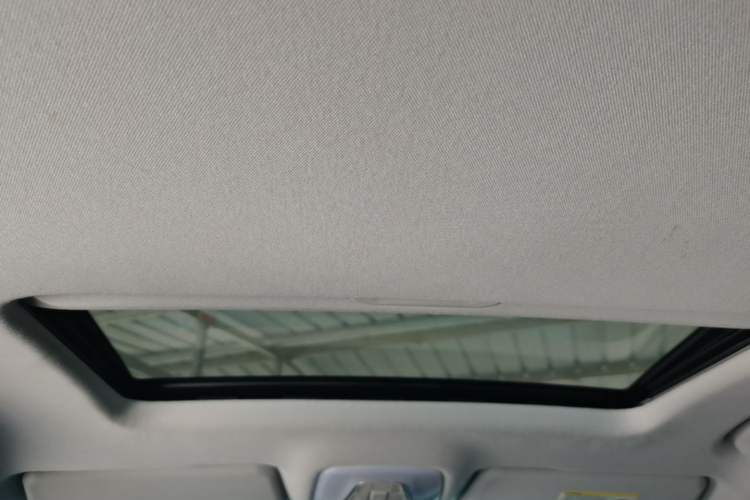 Used GAC Trumpchi GS3 2017 150N Manual Elite Edition Headliner