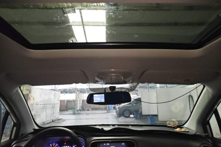 Used GAC Trumpchi GS3 2017 150N Manual Luxury Edition Headliner