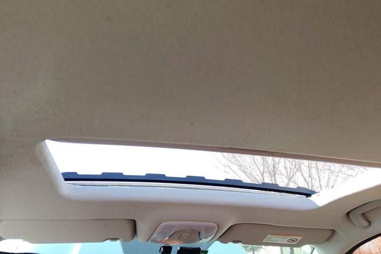 Used GAC Trumpchi GS3 2017 150N Manual Elite Edition Headliner