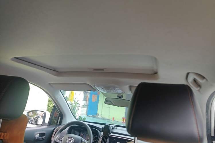 Used GAC Trumpchi GS3 2017 150N Automatic Elite Edition Headliner