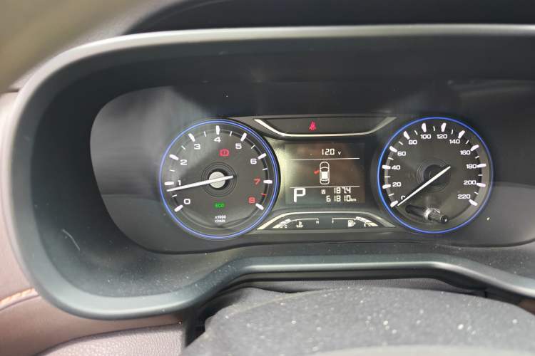Used GAC Trumpchi GS3 2017 150N Automatic Elite Edition Instrument Cluster
