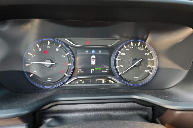 Used GAC Trumpchi GS3 2017 200T Automatic Prestige Edition Instrument Cluster
