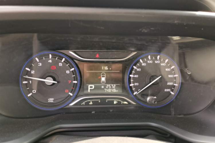 Used GAC Trumpchi GS3 2017 150N Automatic Elite Edition Instrument Cluster