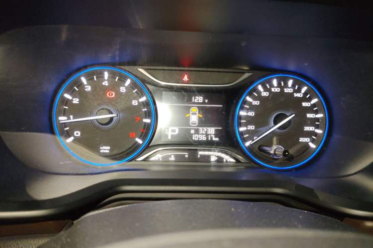 Used GAC Trumpchi GS3 2017 150N Automatic Elite Edition Instrument Cluster