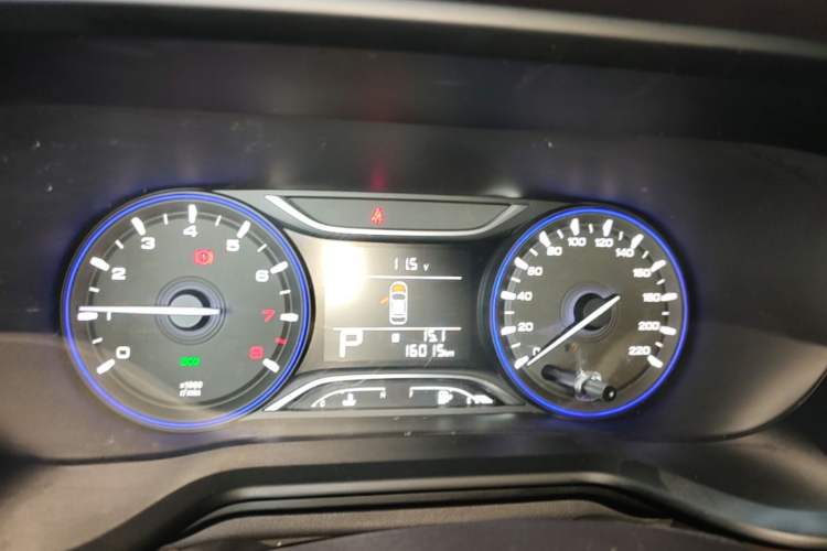 Used GAC Trumpchi GS3 2017 150N Automatic Elite Edition Instrument Cluster