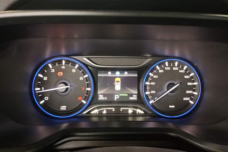 Used GAC Trumpchi GS3 2017 200T Automatic Luxury Edition Instrument Cluster