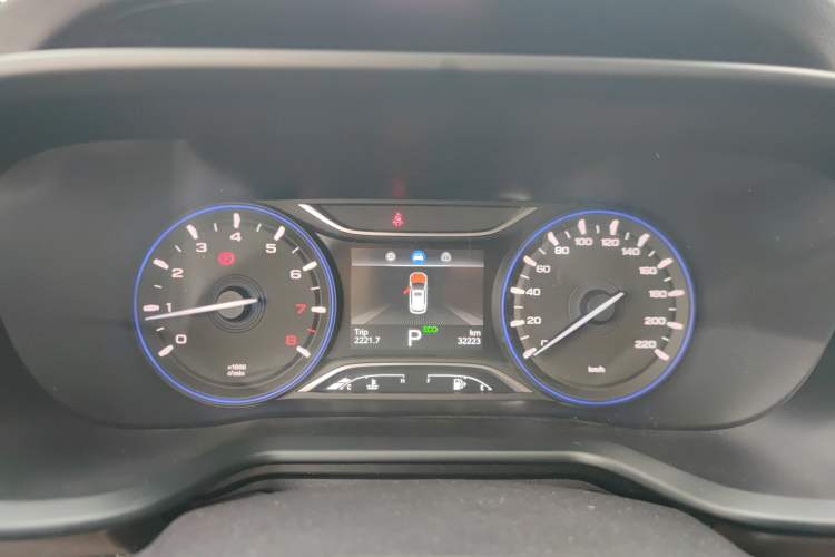 Used GAC Trumpchi GS3 2017 200T Automatic Luxury Edition Instrument Cluster