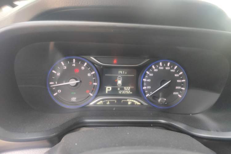 Used GAC Trumpchi GS3 2017 150N Automatic Elite Edition Instrument Cluster