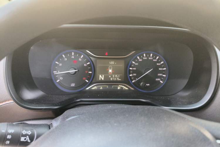 Used GAC Trumpchi GS3 2017 150N Automatic Elite Edition Instrument Cluster