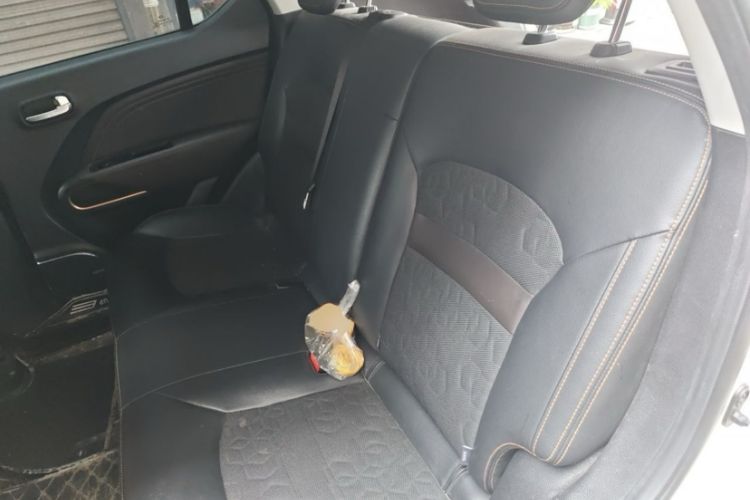 Used GAC Trumpchi GS3 2017 150N Automatic Elite Edition Interior 2