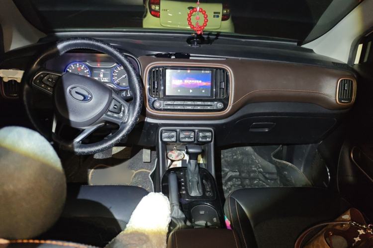 Used GAC Trumpchi GS3 2017 200T Automatic Elite Edition Interior 2