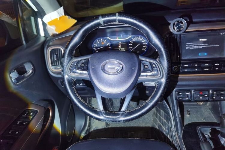 Used GAC Trumpchi GS3 2017 150N Manual Elite Edition Interior 3