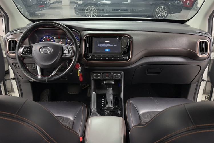 Used GAC Trumpchi GS3 2017 150N Automatic Elite Edition Interior 4