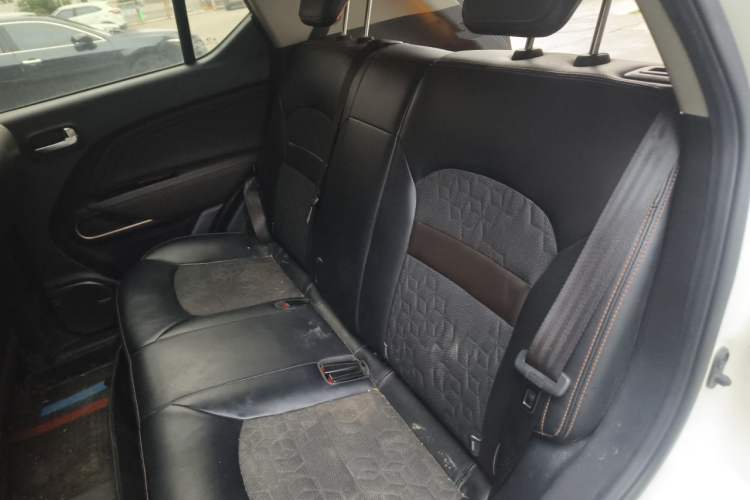 Used GAC Trumpchi GS3 2017 200T Automatic Elite Edition Interior 4