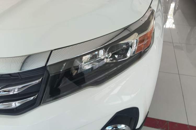 Used GAC Trumpchi GS3 2017 200T Automatic Luxury Edition Left Front Headlight