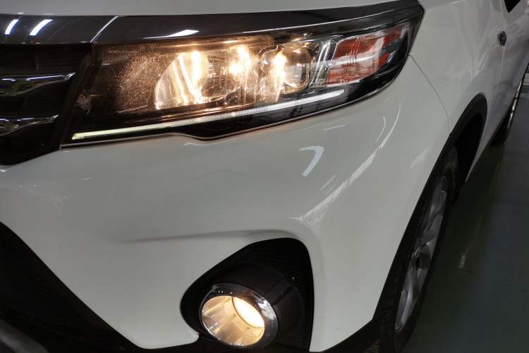 Used GAC Trumpchi GS3 2017 150N Automatic Elite Edition Left Front Headlight