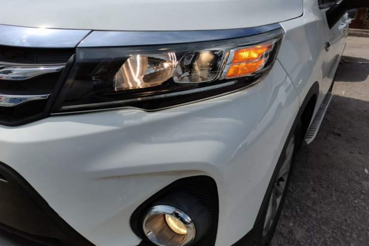 Used GAC Trumpchi GS3 2017 150N Automatic Elite Edition Left Front Headlight
