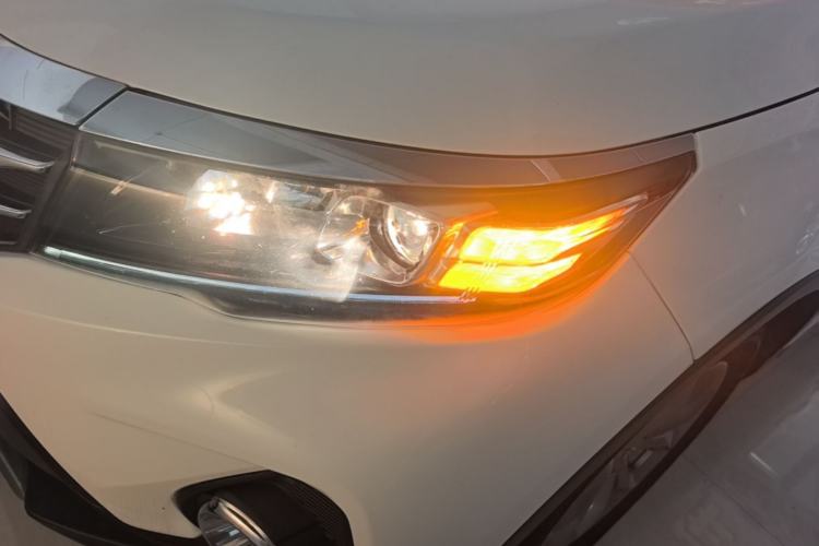 Used GAC Trumpchi GS3 2017 150N Automatic Elite Edition Left Front Headlight