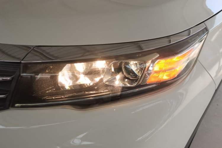 Used GAC Trumpchi GS3 2017 150N Manual Elite Edition Left Front Headlight