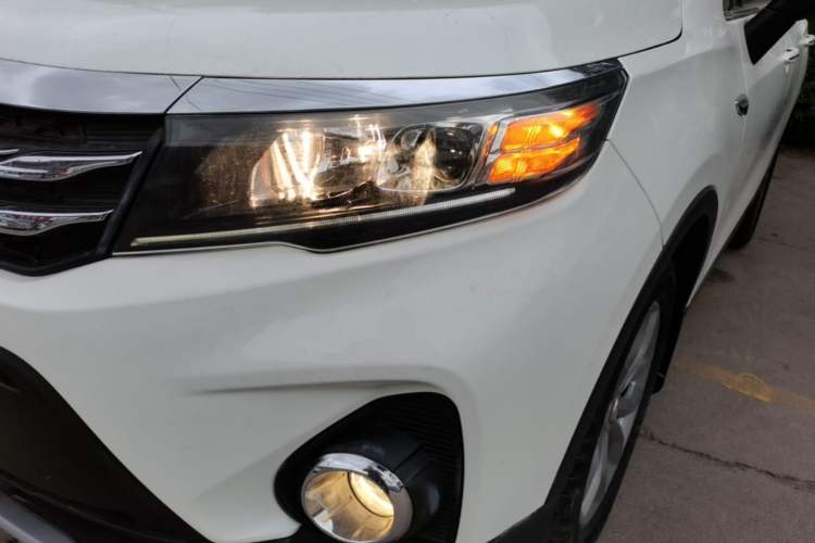 Used GAC Trumpchi GS3 2017 150N Automatic Elite Edition Left Front Headlight