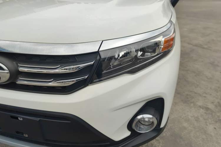 Used GAC Trumpchi GS3 2017 200T Automatic Luxury Edition Left Front Headlight