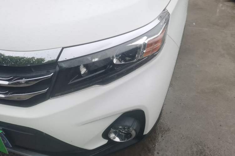 Used GAC Trumpchi GS3 2017 150N Automatic Elite Edition Left Front Headlight