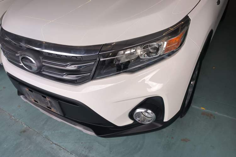 Used GAC Trumpchi GS3 2017 150N Automatic Elite Edition Left Front Headlight