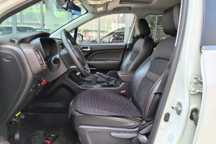 Used GAC Trumpchi GS3 2017 150N Automatic Elite Edition Left Front Seat