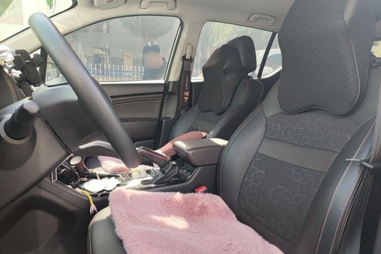 Used GAC Trumpchi GS3 2017 150N Automatic Elite Edition Left Front Seat