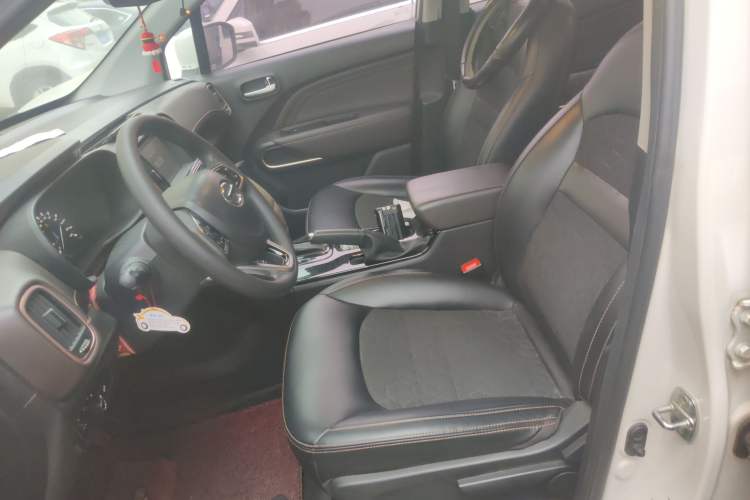 Used GAC Trumpchi GS3 2017 150N Automatic Elite Edition Left Front Seat