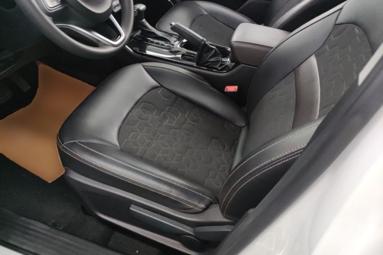 Used GAC Trumpchi GS3 2017 150N Automatic Elite Edition Left Front Seat