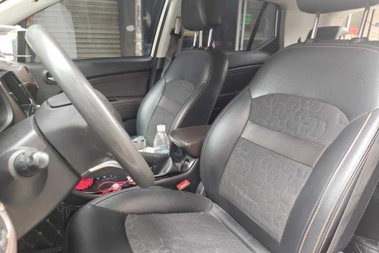 Used GAC Trumpchi GS3 2017 150N Automatic Elite Edition Left Front Seat