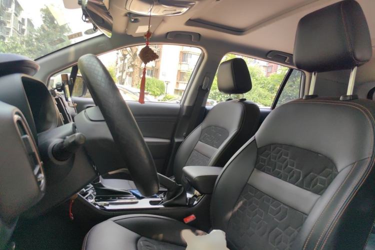 Used GAC Trumpchi GS3 2017 150N Automatic Elite Edition Left Front Seat