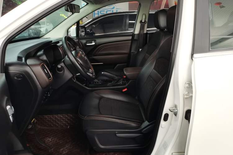 Used GAC Trumpchi GS3 2017 150N Automatic Elite Edition Left Front Seat