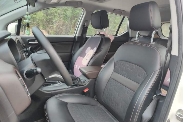 Used GAC Trumpchi GS3 2017 150N Automatic Elite Edition Left Front Seat