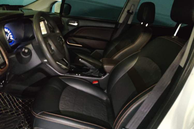 Used GAC Trumpchi GS3 2017 150N Automatic Elite Edition Left Front Seat