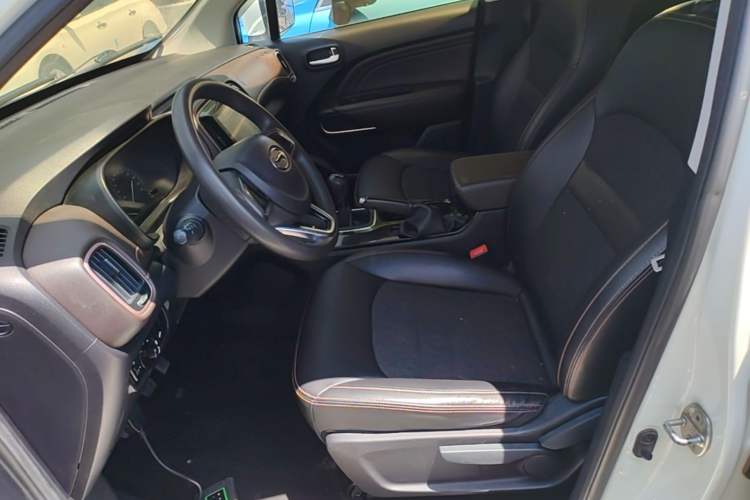 Used GAC Trumpchi GS3 2017 150N Manual Comfort Edition Left Front Seat