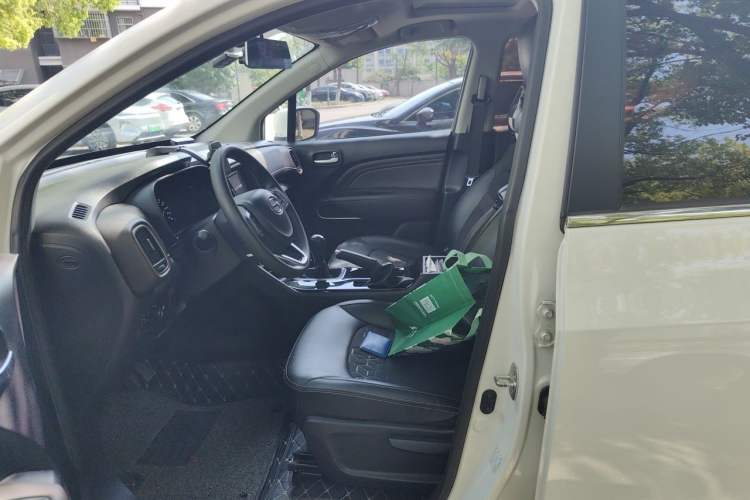 Used GAC Trumpchi GS3 2017 150N Manual Elite Edition Left Front Seat