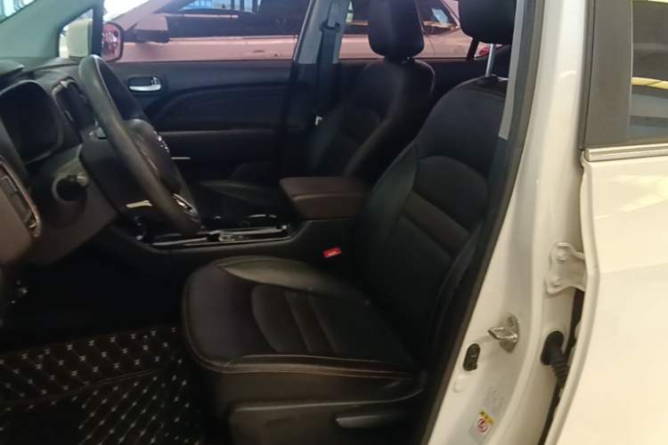 Used GAC Trumpchi GS3 2017 200T Automatic Luxury Edition Left Front Seat