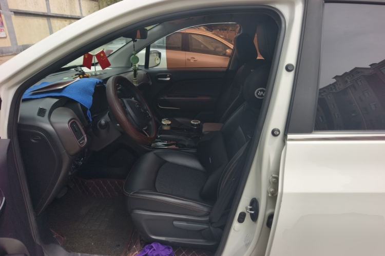 Used GAC Trumpchi GS3 2017 150N Automatic Elite Edition Left Front Seat