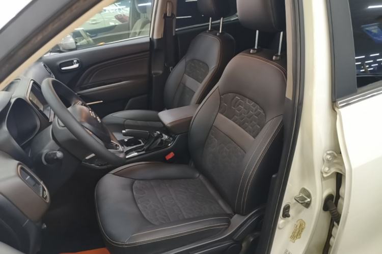 Used GAC Trumpchi GS3 2017 150N Automatic Elite Edition Left Front Seat
