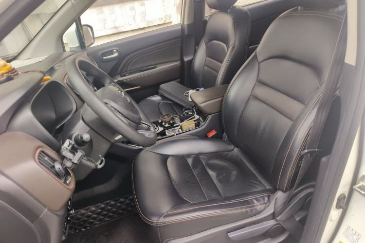 Used GAC Trumpchi GS3 2017 200T Automatic Luxury Edition Left Front Seat