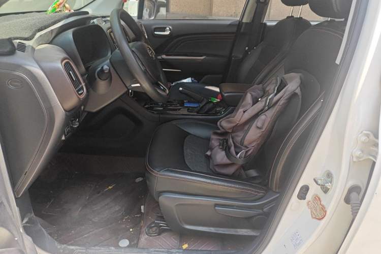 Used GAC Trumpchi GS3 2017 150N Automatic Elite Edition Left Front Seat