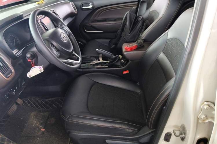 Used GAC Trumpchi GS3 2017 150N Automatic Elite Edition Left Front Seat