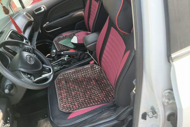 Used GAC Trumpchi GS3 2017 150N Automatic Elite Edition Left Front Seat