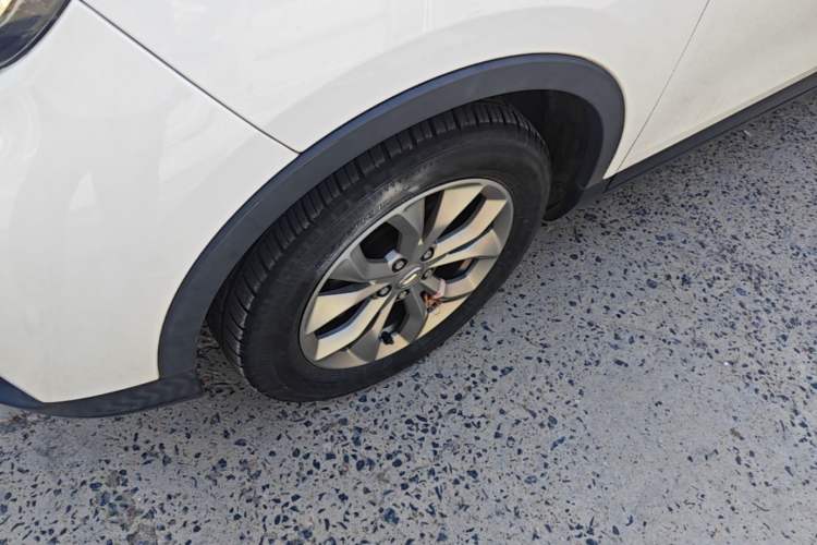 Used GAC Trumpchi GS3 2017 150N Manual Elite Edition Left Front Wheel Hub